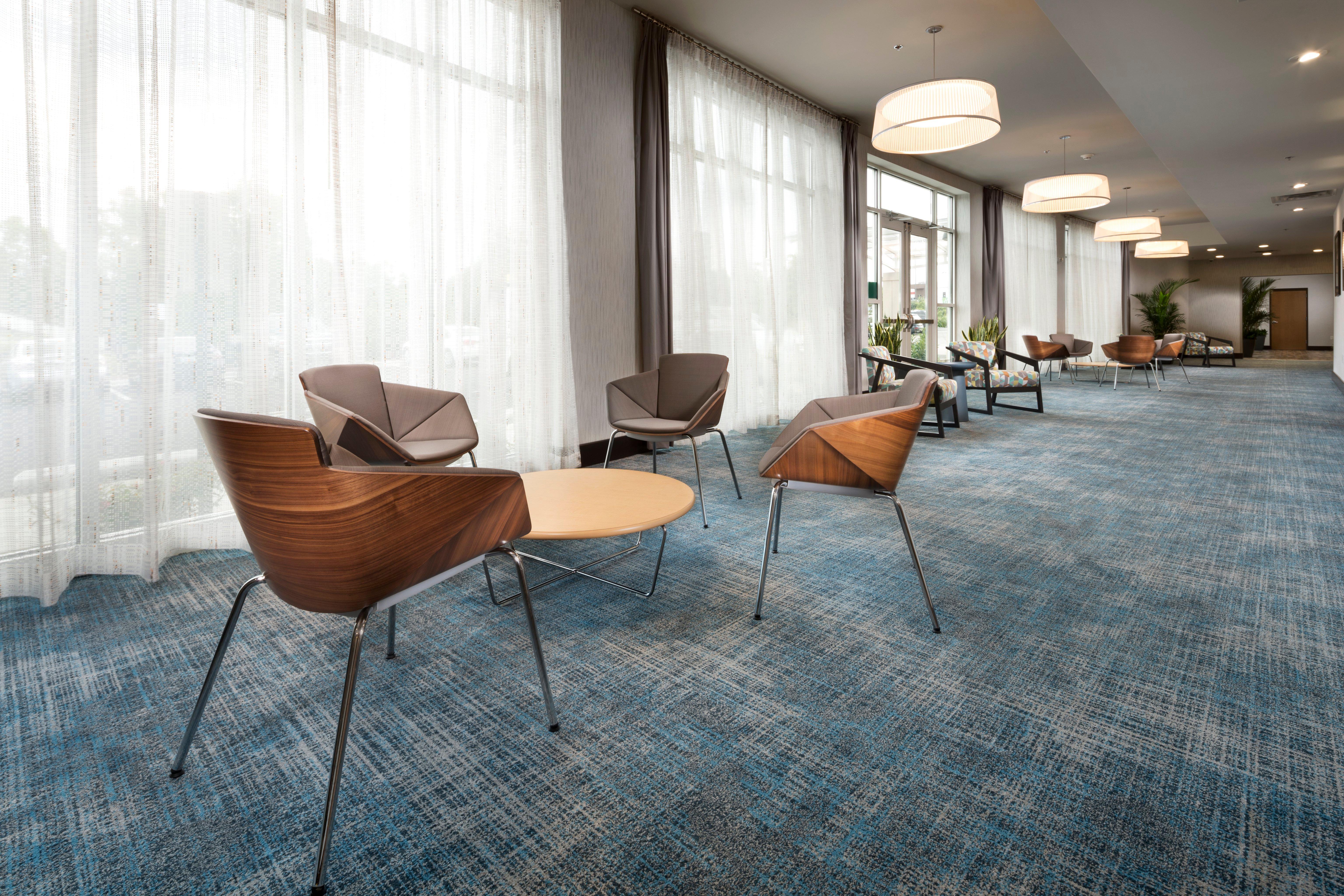 Holiday Inn & Suites Arden - Asheville Airport By Ihg Екстериор снимка