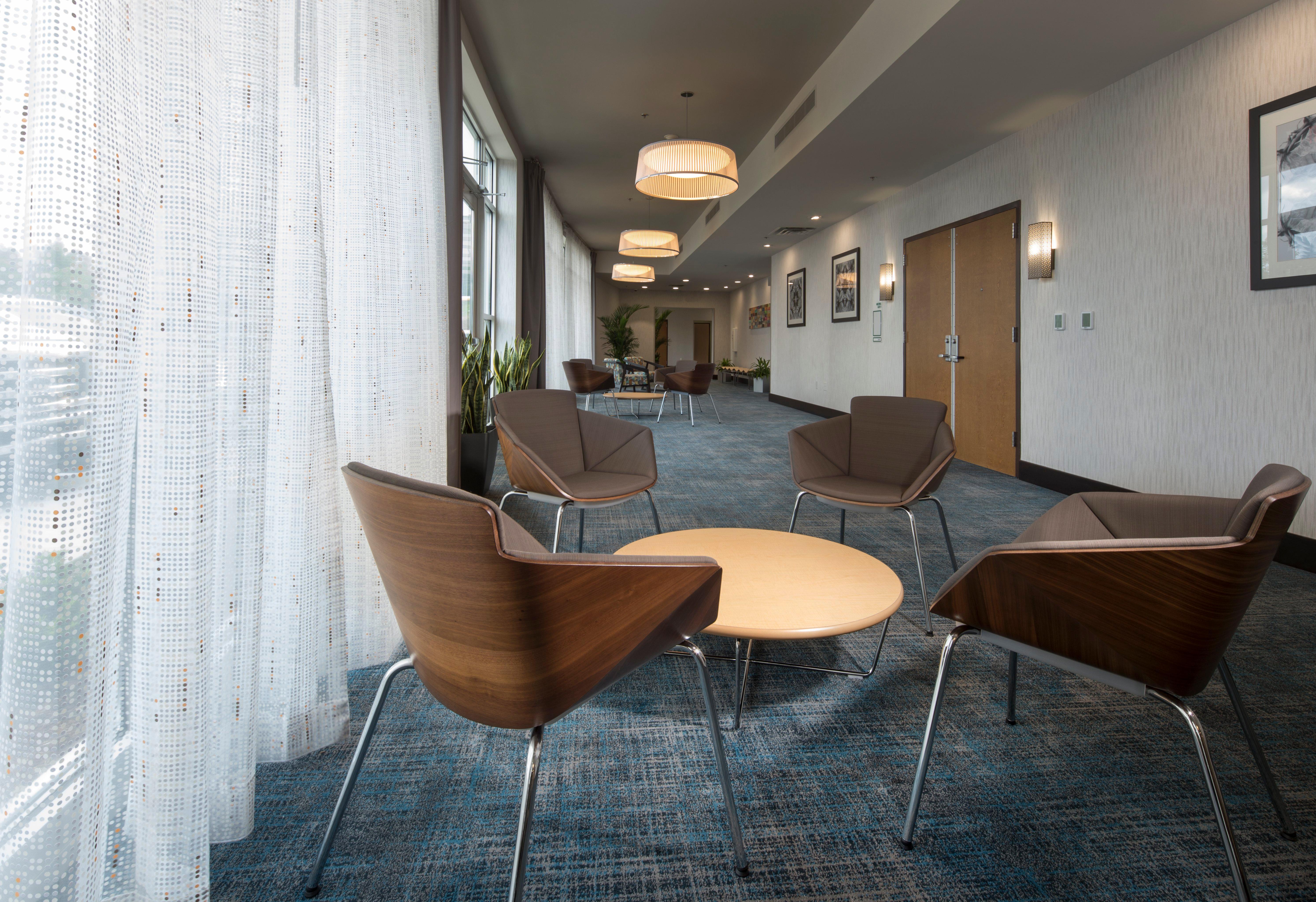 Holiday Inn & Suites Arden - Asheville Airport By Ihg Екстериор снимка